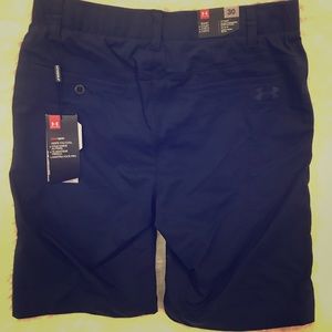 Under Armour Men’s Shirts Size 30 NWT